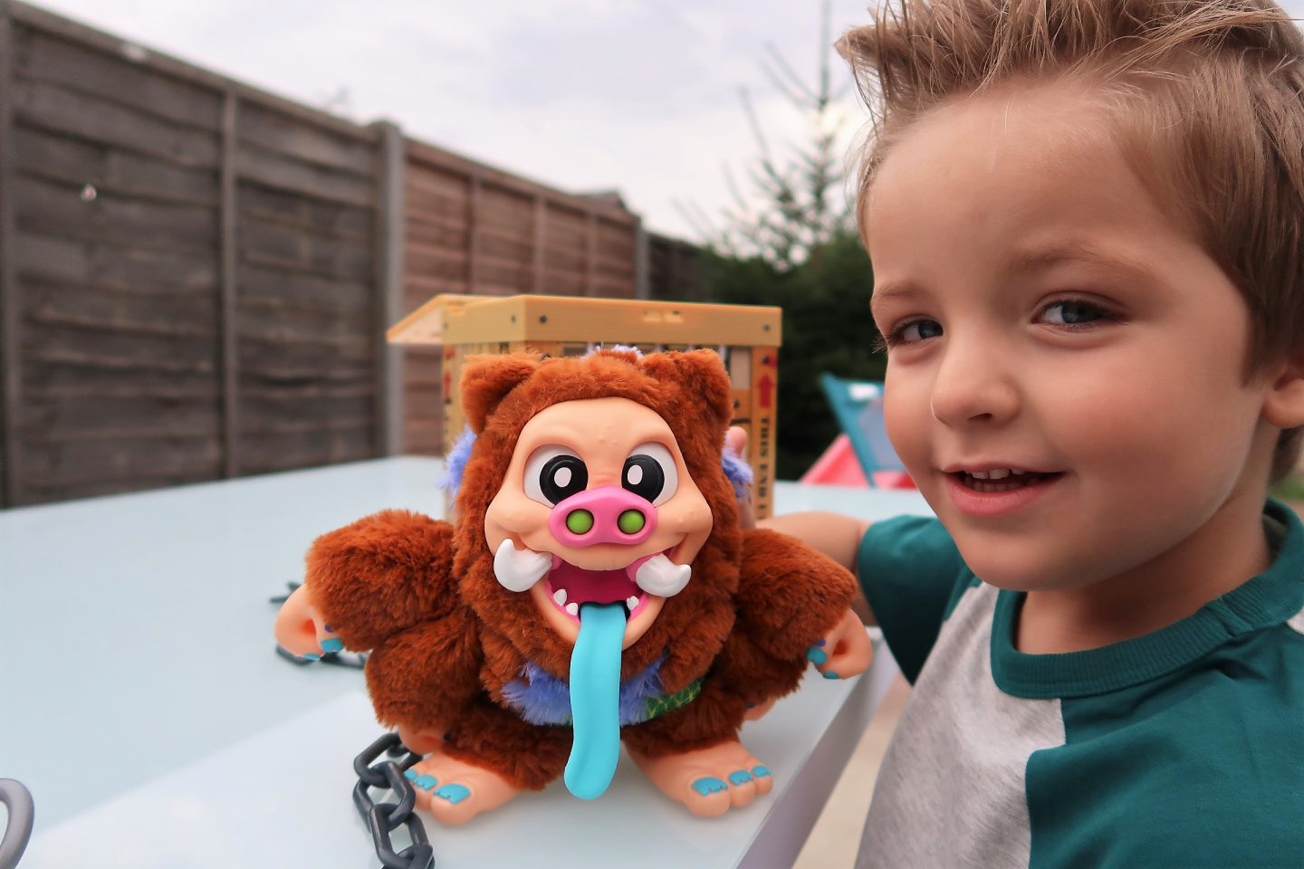 Crate Creatures Surprise – Snort Hog